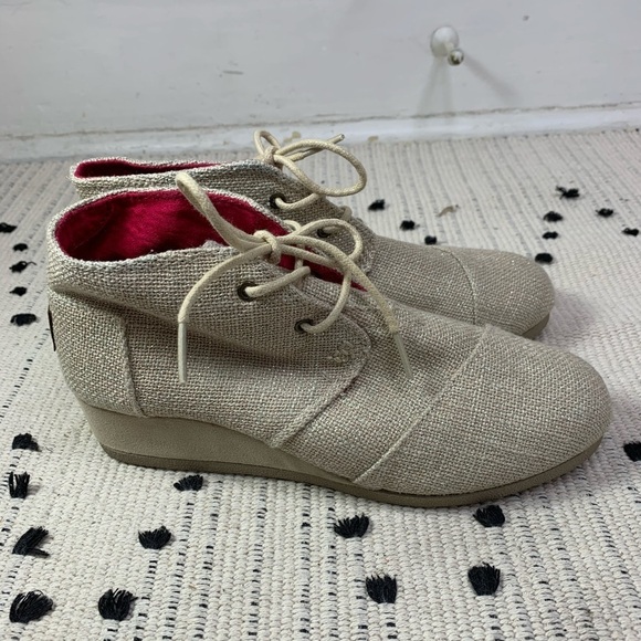 Toms Desert Wedge Tan Metallic Boot - Picture 6 of 10